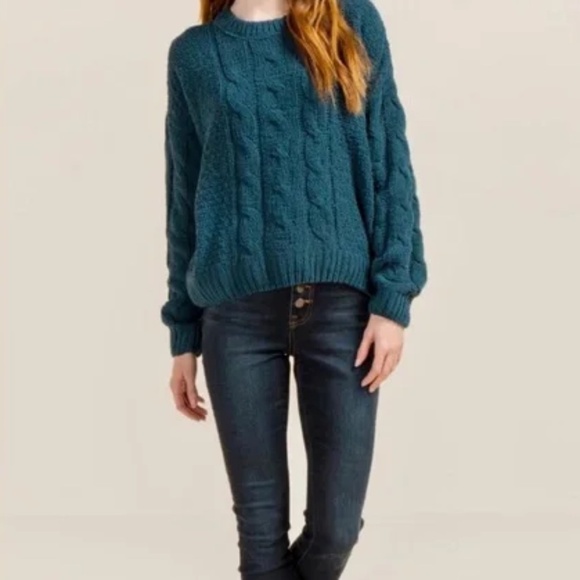 Alya Hayley Chenille Cable Knit Forest Green Crewneck Sweater Size Large - Picture 10 of 10